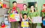 Những "người mẹ" mang sắc phục xanh