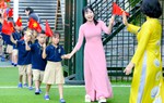 Bộ Chính trị: Lương của nhà giáo có thêm phụ cấp tùy theo tính chất công việc, theo vùng
