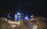 Huy động 200 người ngày đêm tìm kiếm nạn nhân mất tích cuối cùng ở Át Thượng