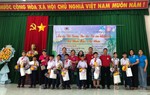 An Nhơn (Bình Định): Thăm và  tặng quà Trung thu cho 80 con đỡ đầu 