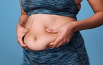 Mỡ bụng tích tụ ngày càng nhiều có thể do mất cân bằng hormone 