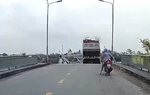 Video: Khoảnh khắc sập cầu Phong Châu