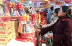Kích cầu tiêu dùng, thúc đẩy phát triển thị trường trong nước dịp Tết Ất Tỵ và Quý I/2025
