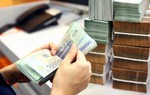 Tiền lương năm 2024: Tăng bình quân 4%, mức lương cao nhất 863 triệu đồng/tháng