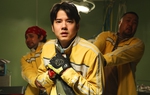 "Trai đẹp" Mario Maurer chuyển nghề làm shipper trong phim kinh dị hài