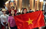 TPHCM: "Biển người" mừng chiến thắng lịch sử của Đội tuyển Việt Nam