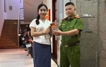 TikToker người Lào bị mất iPhone 17 khi dự lễ hội, Công an Hà Nội tìm lại trong 1 giờ