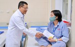 Hỗ trợ người bệnh ung thư khó khăn bị thiệt hại sau cơn bão số 10, 11
