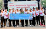 Phụ nữ Công an đạt 3 giải "Phụ nữ chạy hưởng ứng Vì môi trường không khói thuốc" 