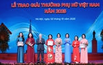 3 tập thể và 12 cá nhân được trao Giải thưởng Phụ nữ Việt Nam năm 2025