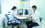 Nguy cơ sốt xuất huyết lan rộng, người dân Hà Nội chủ động tiêm vaccine phòng ngừa