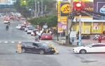 Tạm giữ hình sự đối tượng lao xe ô tô vào cán bộ Công an
