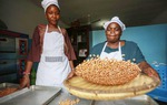 Hành trình khởi nghiệp đầy hy vọng của phụ nữ khiếm thính ở Tanzania