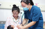 Cứu sống bé sơ sinh 2 ngày tuổi đại tiện qua cả rốn và hậu môn