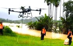 Quân khu 5 sử dụng thiết bị chuyên dụng máy bay không người lái cứu trợ vùng cô lập Trà My