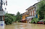 Mưa lũ tại miền Trung: Khoảng 90 xã, phường bị ngập, chia cắt