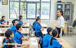 Hà Nội mưa lớn, các trường thông báo khẩn cho học sinh nghỉ, học trực tuyến