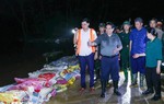 Thủ tướng kiểm tra, chỉ đạo ứng phó mưa lũ tại vùng ven sông Hà Nội trong đêm