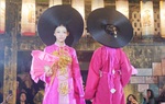 Show trình diễn áo dài như một "vở" nghệ thuật đa phương tiện