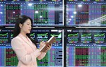 Cơn sóng IPO năm 2025: Nhà đầu tư cần cẩn trọng trước khi xuống tiền