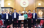 Lãnh đạo UBTƯ MTTQ Việt Nam tiếp nhận hơn 5 tỷ đồng hỗ trợ đồng bào miền Trung, Tây Nguyên