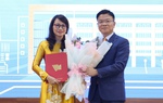 Phó Thủ tướng Lê Thành Long trao quyết định bổ nhiệm nữ Giám đốc Đại học Quốc gia TPHCM