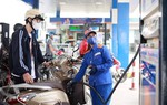 Ngày 13/2: Giá xăng dầu đồng loạt tăng