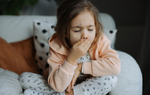 Nguy cơ trẻ bị viêm tiểu phế quản mùa nồm ẩm tăng cao, nhận biết bệnh như thế nào?