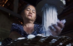 Kỳ công làm ra đặc sản bánh hỏi Phú Long