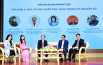 Chú trọng bảo vệ sức khoẻ tinh thần cho các nữ doanh nhân