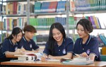 Quy định mới có giúp sinh viên sư phạm không còn bị nợ sinh hoạt phí?
