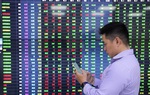 Chứng khoán tuần 3-7/3: VN-Index nhiều khả năng "rung lắc" trong khoảng 1.296 - 1.310 điểm