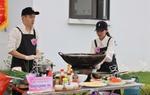 Phụ nữ Cảnh sát cơ động thi "Bữa cơm gia đình ngày chủ nhật"