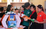 Gen Z Hà Nội giúp học sinh vùng cao nuôi dưỡng niềm đam mê sách