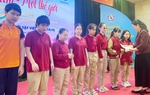 Trao 131 suất học bổng hỗ trợ người khuyết tật và trẻ mồ côi đặc biệt khó khăn