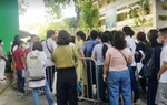 Hà Nội cam kết không để xảy ra tình trạng phụ huynh xếp hàng nộp hồ sơ