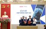 FPT Long Châu và Báo Nhân Dân hợp tác và phát triển bền vững vì sức khỏe người Việt 
