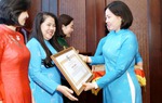 Biểu dương 80 phụ nữ Thủ đô tiêu biểu làm theo lời Bác