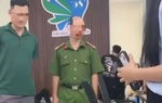 Đình chỉ công tác cán bộ công an phường bị tố đánh 1 cô gái