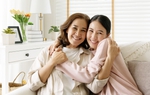 Có mẹ là có bình yên
