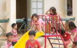 Học sinh Hà Nội tái chế gỗ thành khu vui chơi cho trẻ em vùng cao