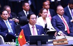 Thủ tướng bắt đầu các hoạt động tại Hội nghị Cấp cao ASEAN lần thứ 46