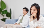 Vợ đau khổ khi chồng luôn sẵn lòng giúp đỡ người yêu cũ