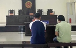 Tòa tạm ngừng xét xử, củng cố chứng cứ vụ "bênh mẹ mà phạm tội"