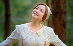 Ca sĩ Vy Oanh tái xuất với MV "Sống đơn giản thôi"