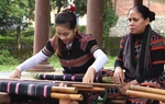 Những người phụ nữ Tà Ôi giữ hồn dân tộc giữa đại ngàn 