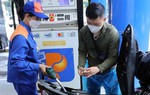 Giá xăng dầu tiếp tục đồng loạt tăng
