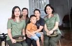Bộ Công an: Phụ nữ Cụm thi đua số 2 đỡ đầu 180 trẻ mồ côi 