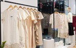 Phụ nữ trung niên: Đừng để cuộc sống chỉ quẩn quanh bếp núc!
