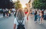 Nữ quyền đối mặt với "cuộc tấn công toàn diện" do bị cắt giảm viện trợ